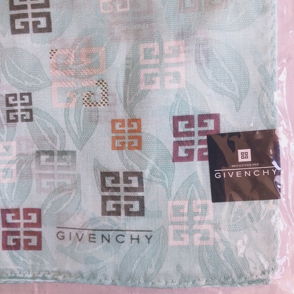 Rare GIVENCHY classic logo handkerchiefs, Scarves - Picture 5 of 8